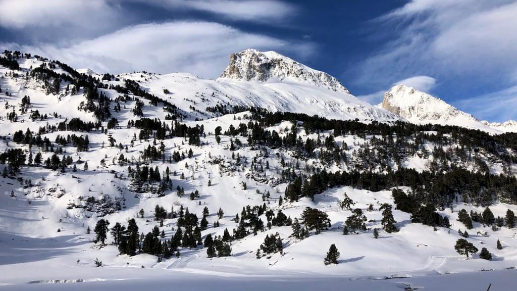 Nieve polvo en Llanos para recibir la Semana Santa